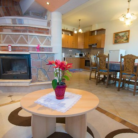 Apartment Hajdi Malinska Zewnętrze zdjęcie