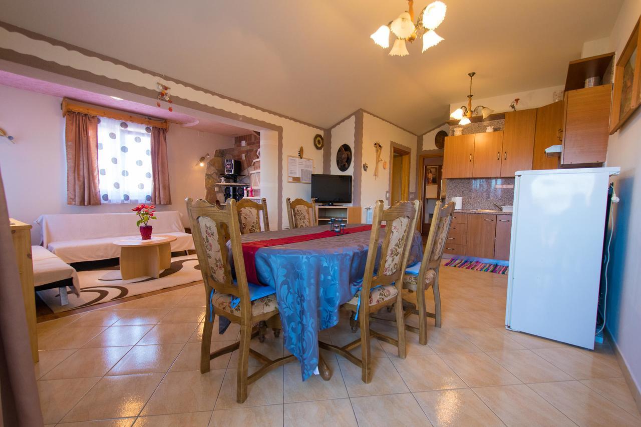 Apartment Hajdi Malinska Zewnętrze zdjęcie